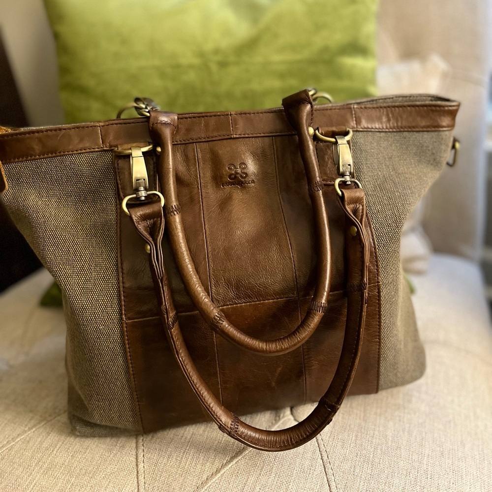 NWOT Carraig Donn Leather and Canvas Shoppers Tote